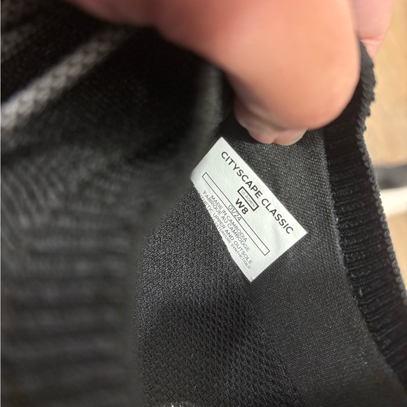 Vessie cityscape in Black - Picture 4 of 6